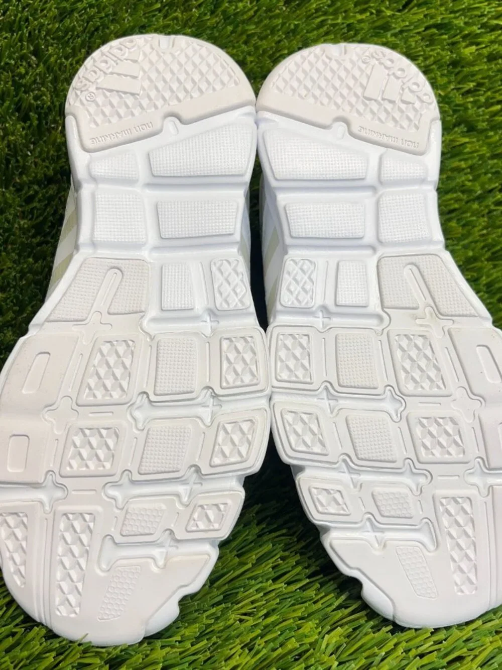 Adidas‎ Triple Cheer Boys Size 12K White Athletic Cheerleading Shoes Sneakers